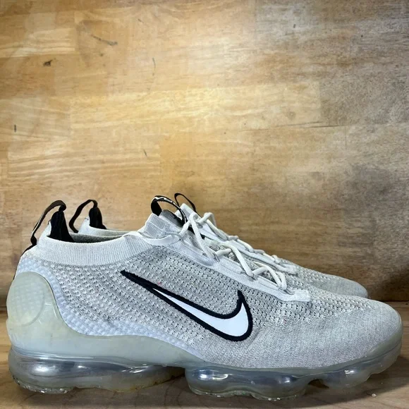 Nike Air VaporMax 2021 Flyknit Mens Size 13 Running Shoes Sneakers Gray - Picture 1 of 10
